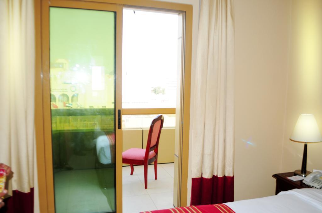 Fortune Hotel Deira Dubai Room photo